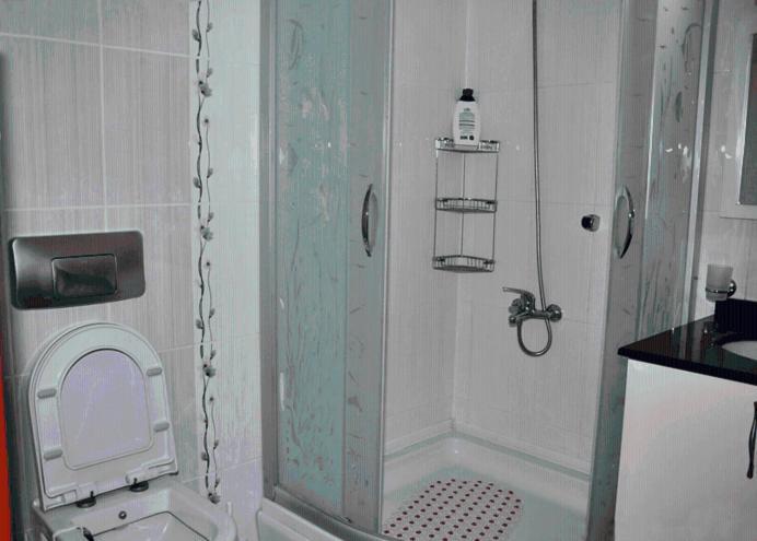 Апартаменти Ezgi Apart Karaoz Номер фото